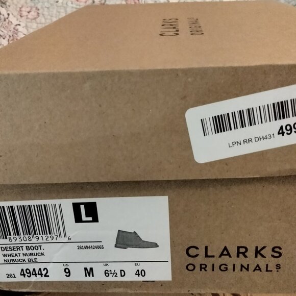 Women's original Clark's Desert Boots, size 9. - Picture 7 of 7